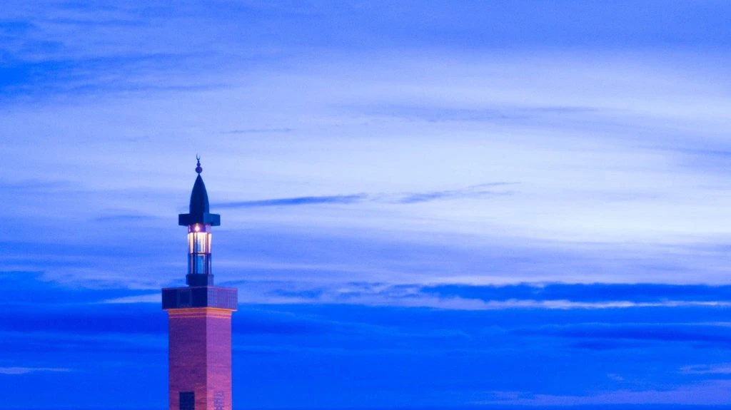 Muslim Man stabbed outside Toronto Mosque, Dead